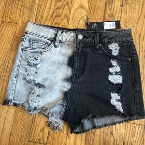 NWT Fashion Nova Gotta Split Two Tone Ripped Shorts - 3